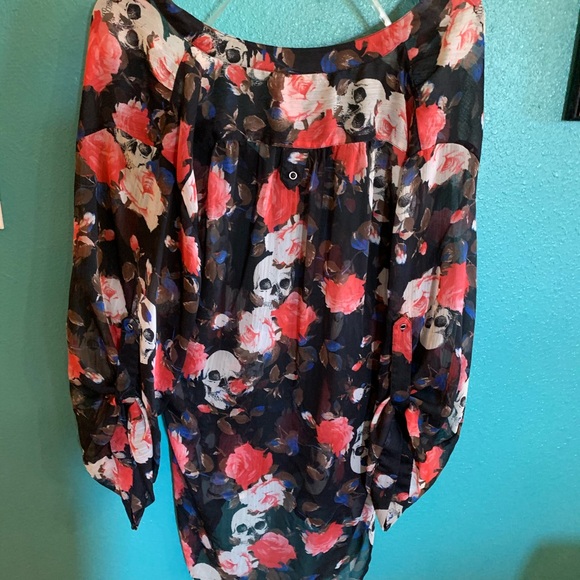 Blouse - Picture 3 of 3